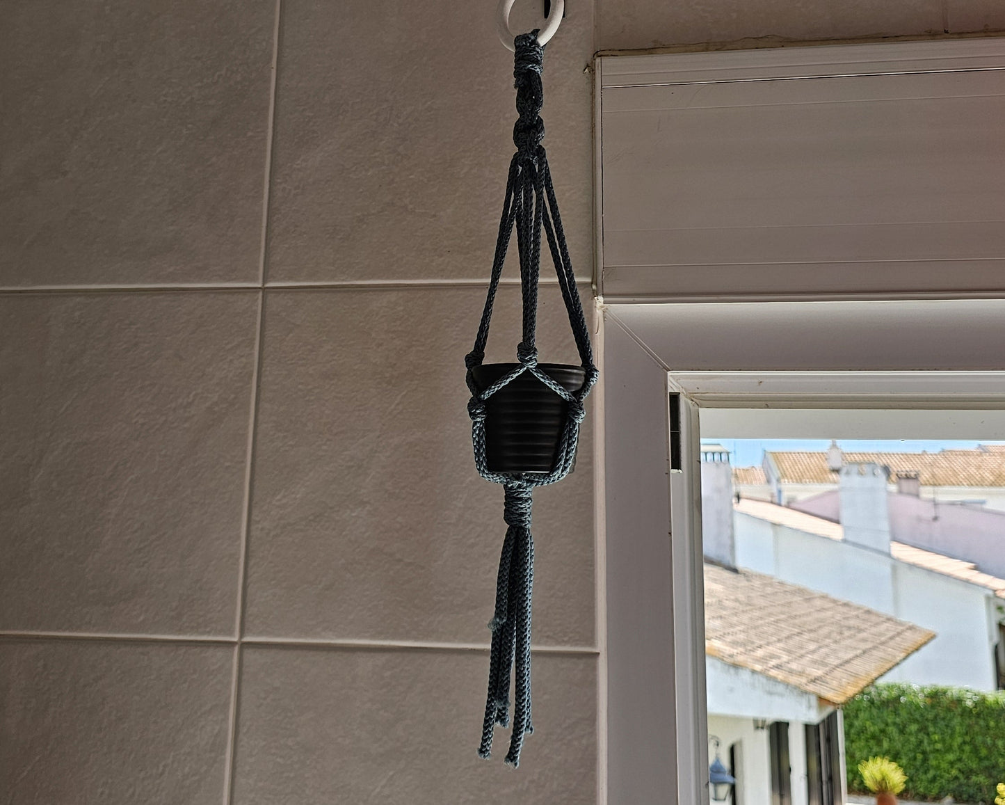 Black Macrame Pot Hanger